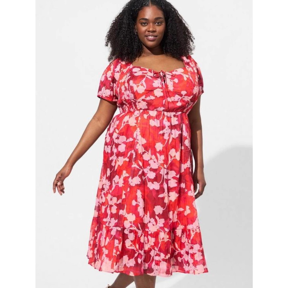 Torrid Women's Red Rose Floral Sweetheart Neck Lace Up Smocked Midi Dress NWT - Picture 4 of 5